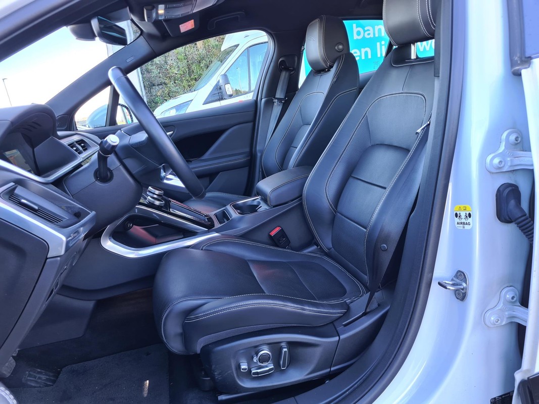 Jaguar I-PACE