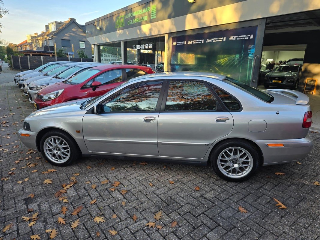 Volvo S40