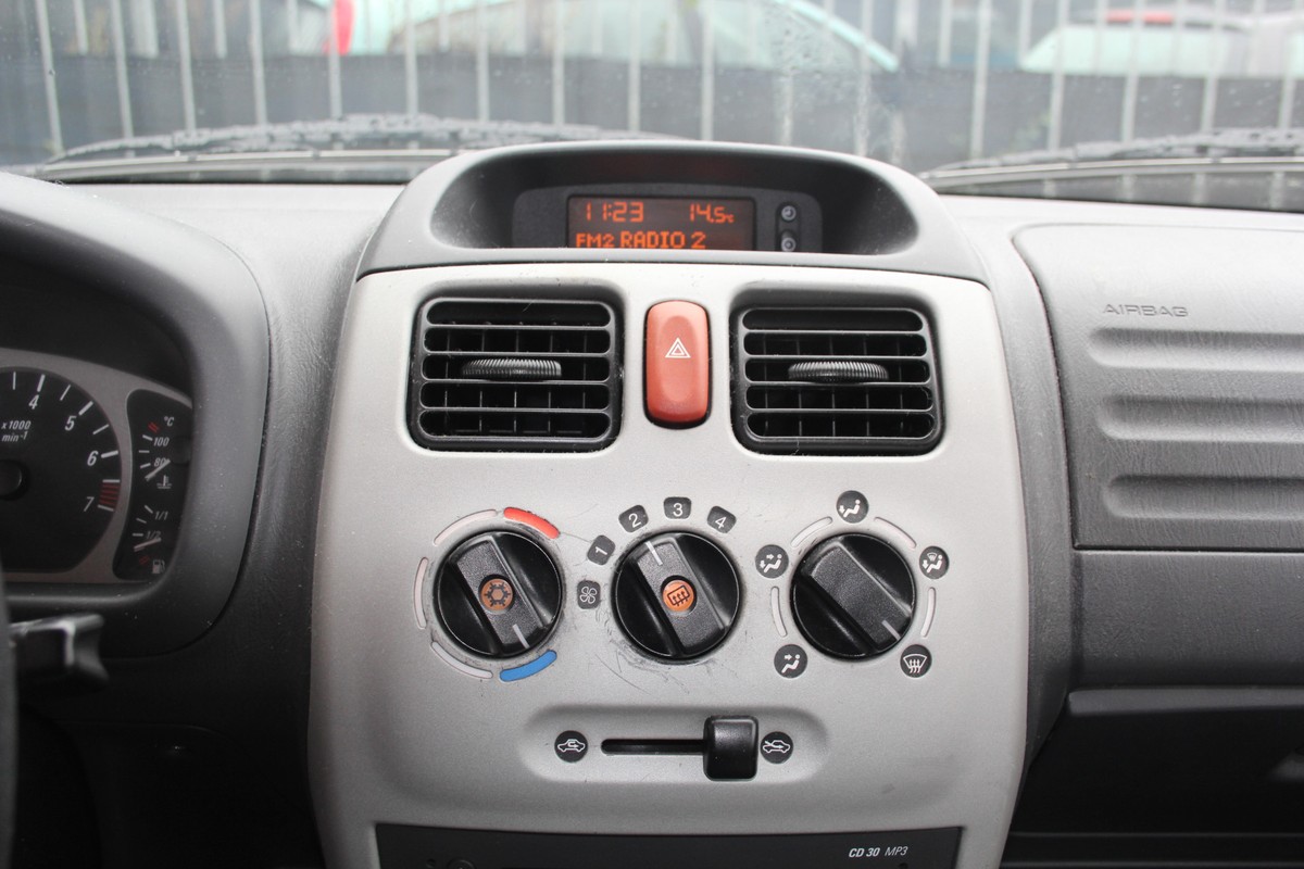 Opel Agila