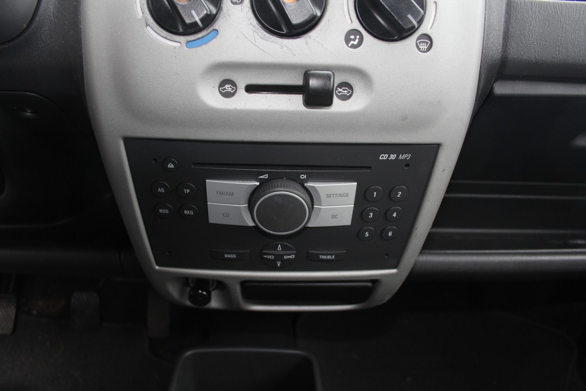 Opel Agila
