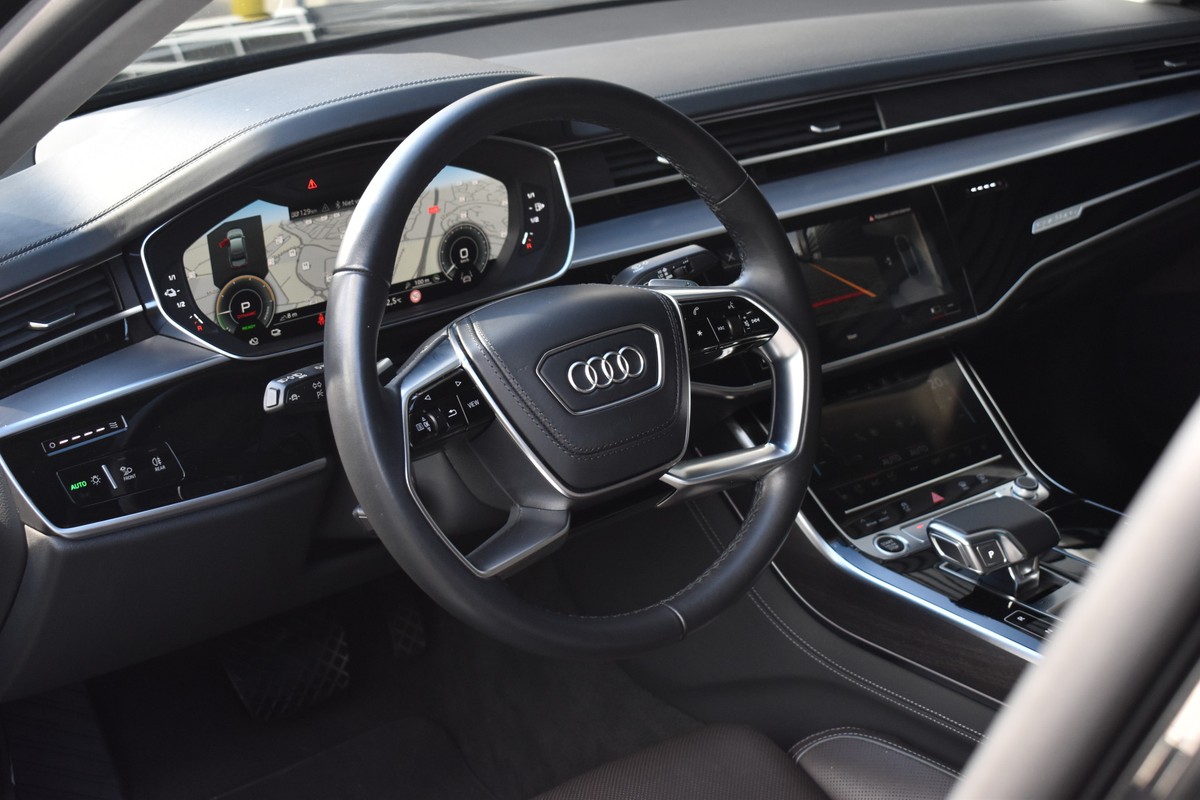 Audi A8