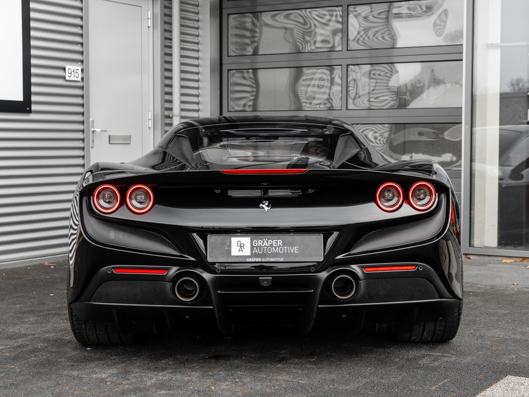 Ferrari F8 Tributo