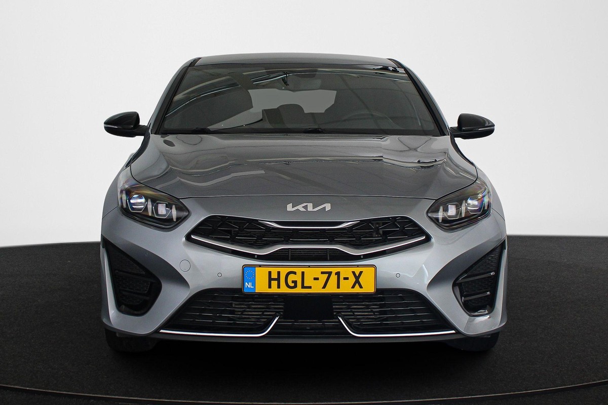 Kia ProCeed
