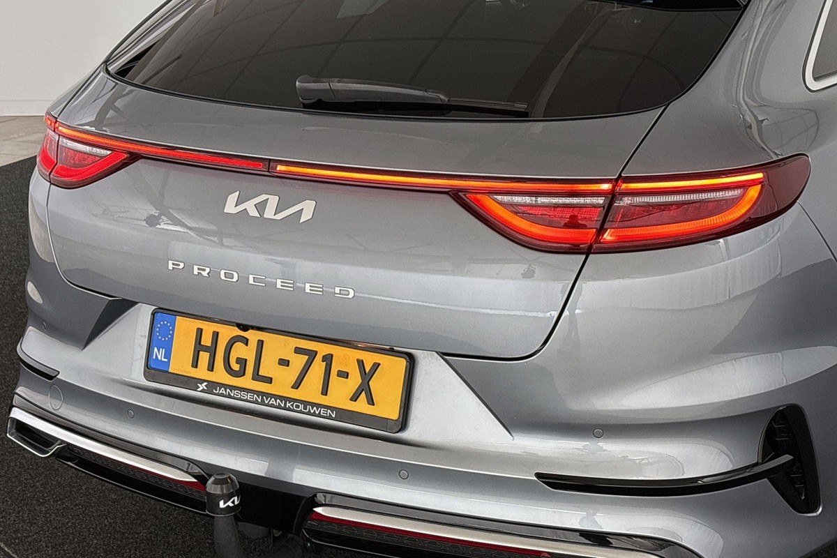 Kia ProCeed
