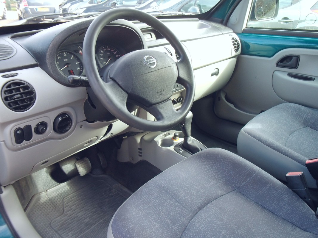 Nissan 