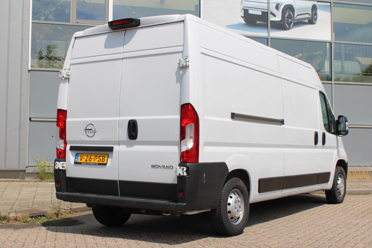 Opel Movano