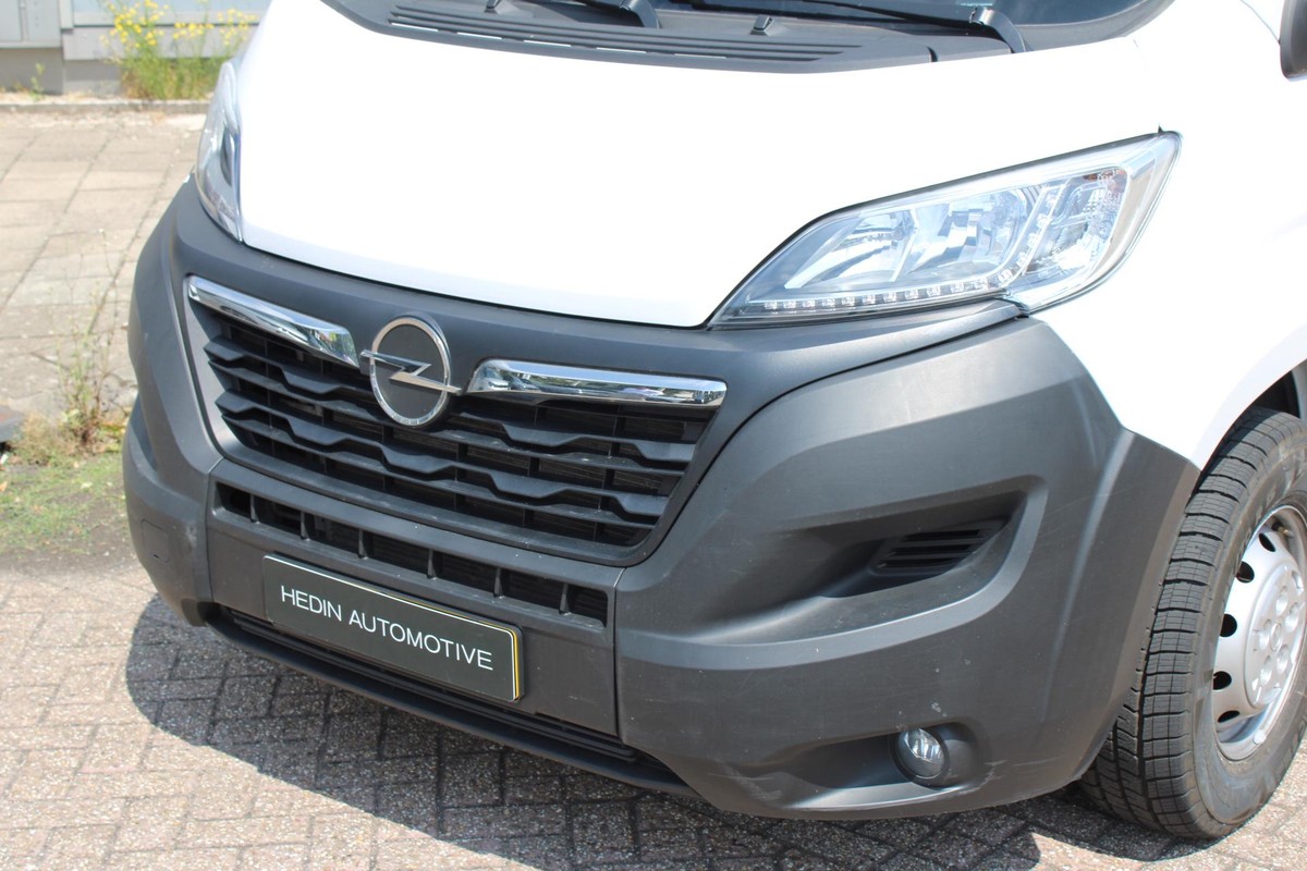 Opel Movano