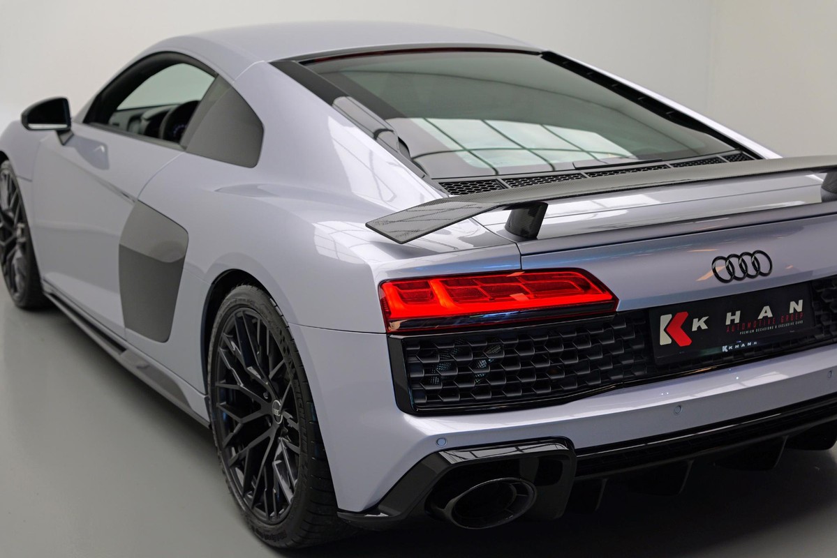 Audi R8