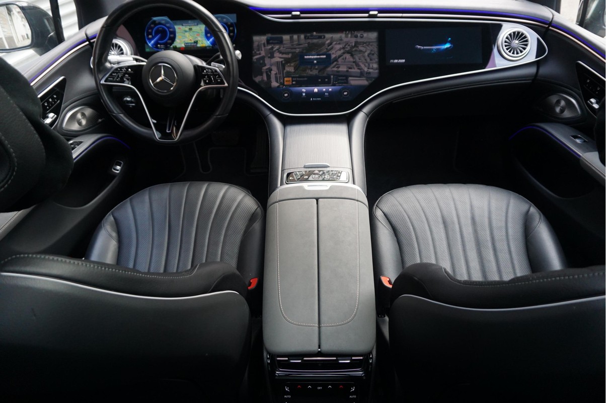 Mercedes-Benz EQS