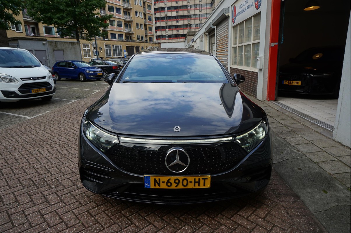 Mercedes-Benz EQS