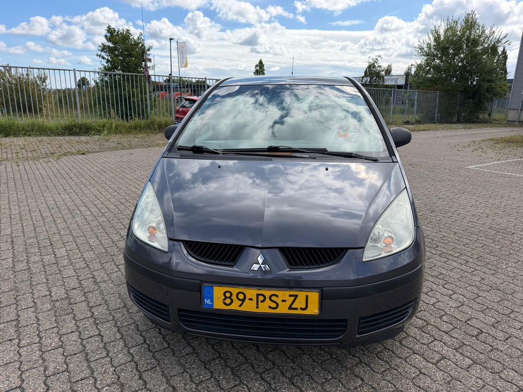 Mitsubishi Colt