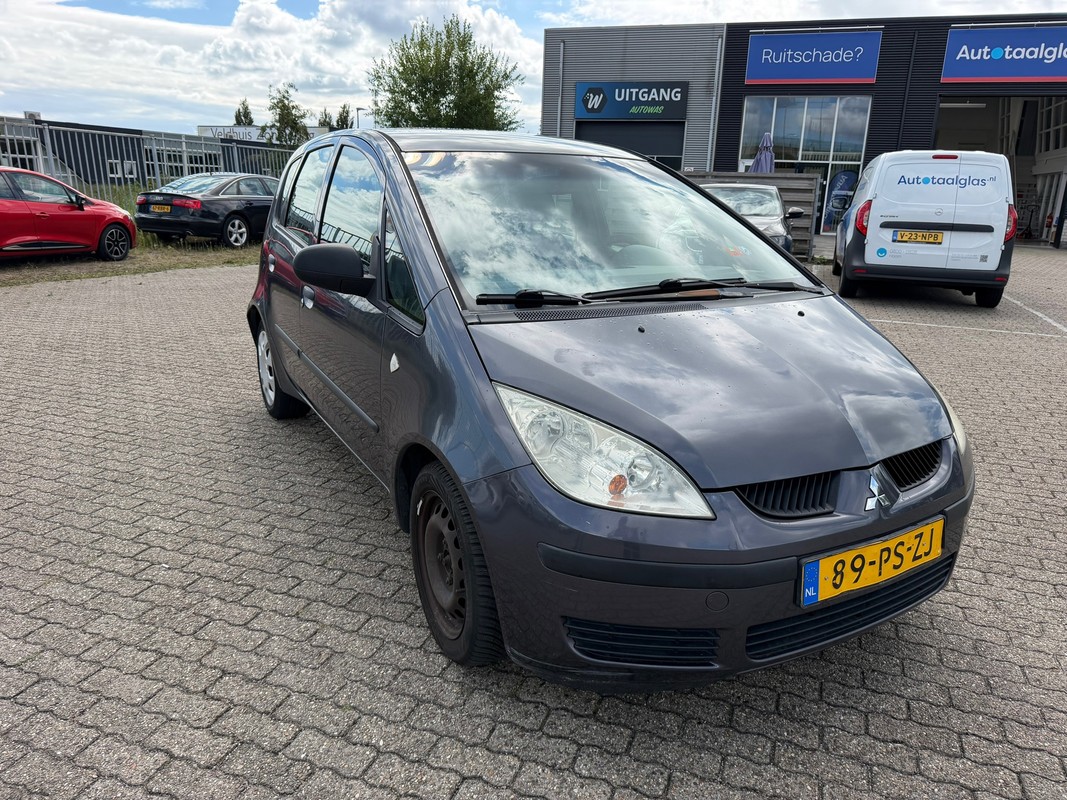 Mitsubishi Colt