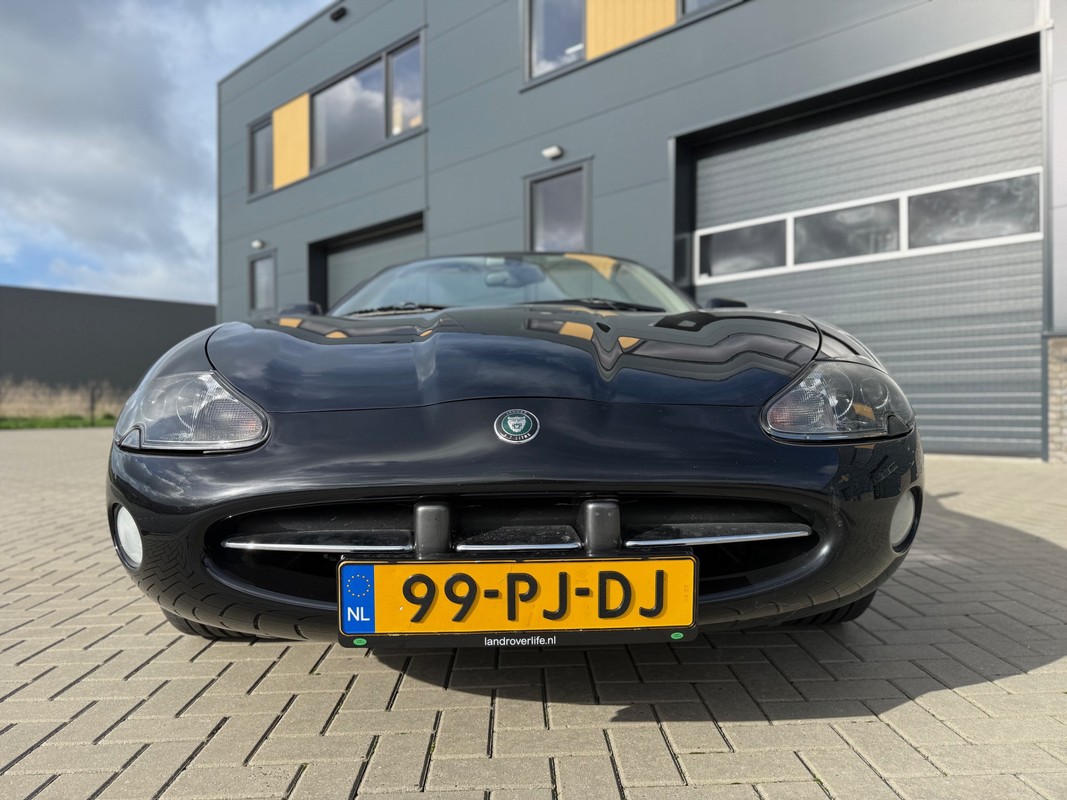 Jaguar XK