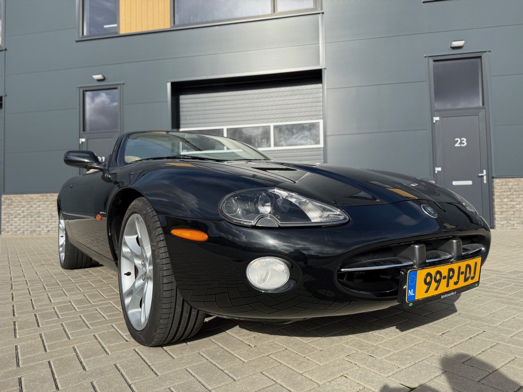 Jaguar XK