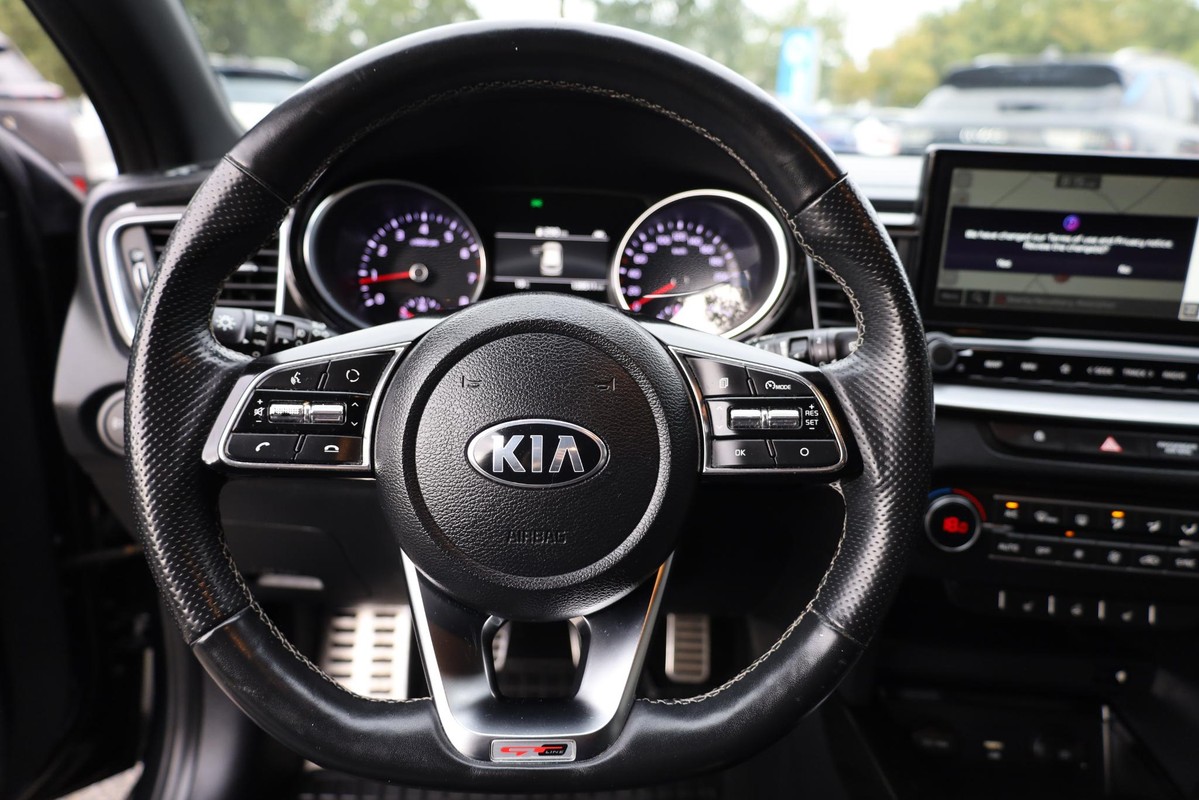 Kia ProCeed