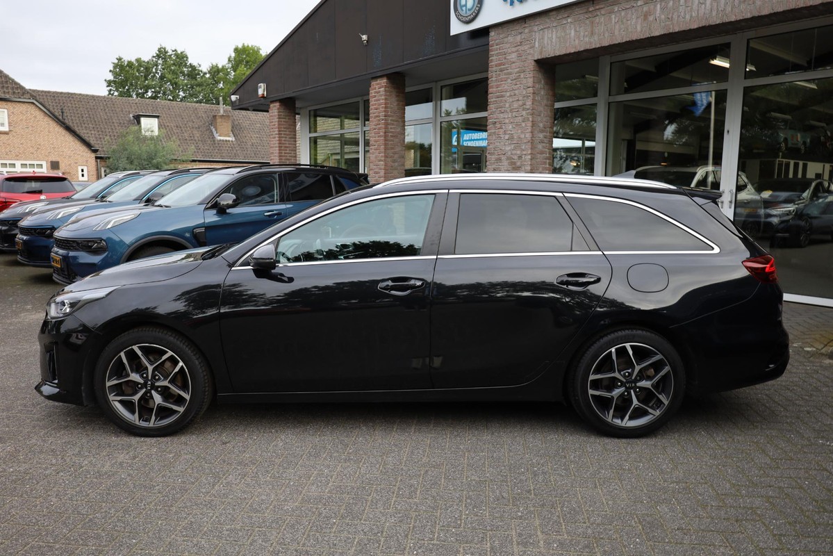 Kia ProCeed
