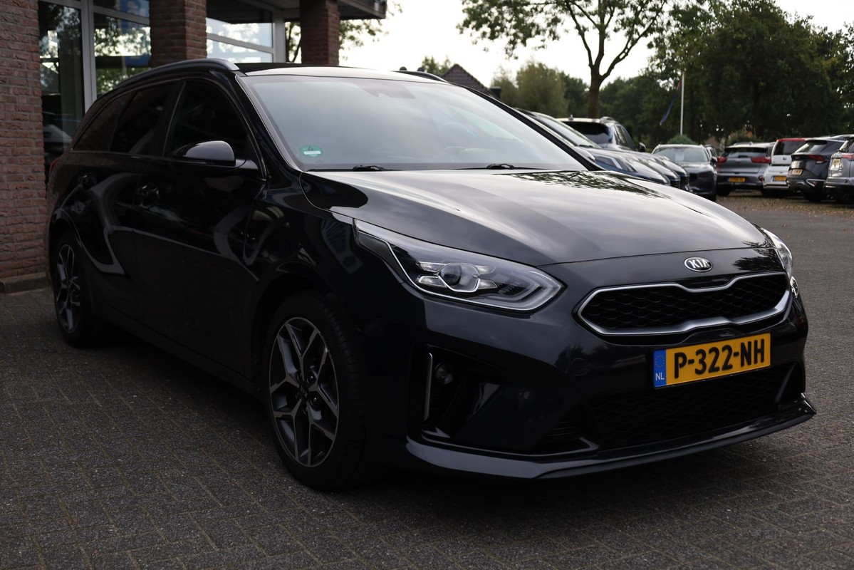 Kia ProCeed