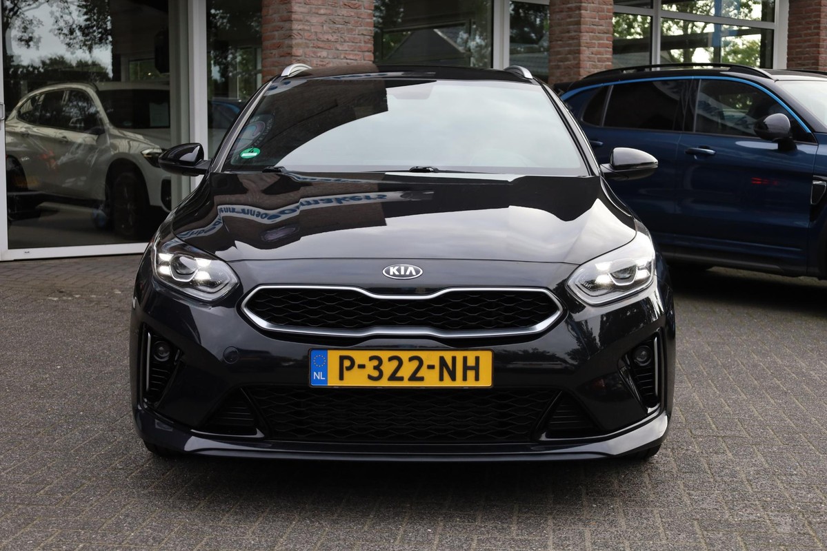 Kia ProCeed