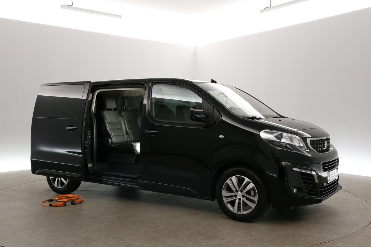 Peugeot e-Traveller