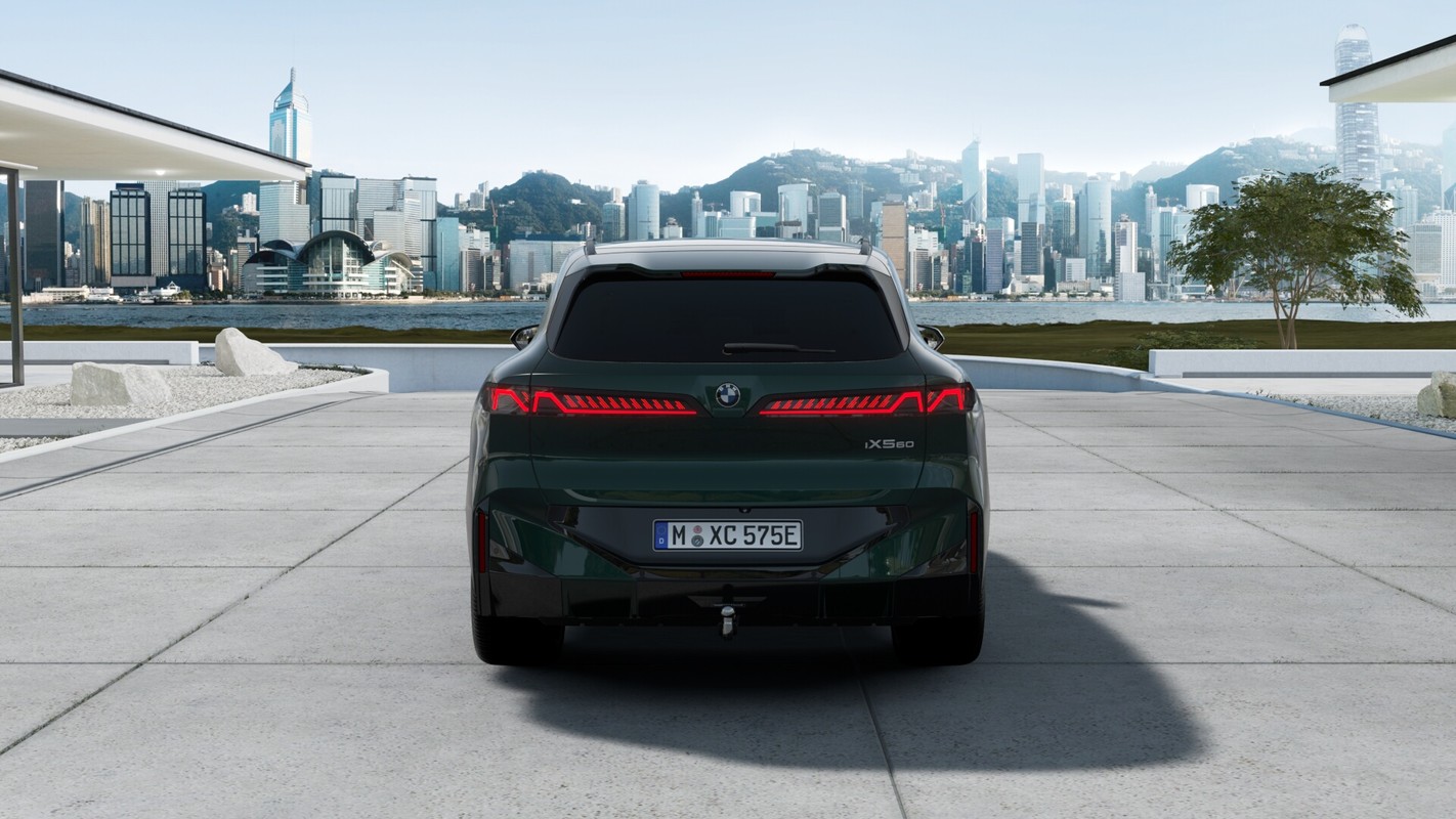 BMW iX5