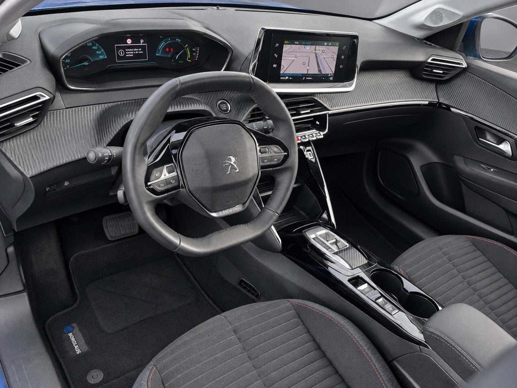 Peugeot e-208