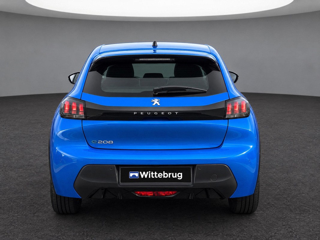 Peugeot e-208