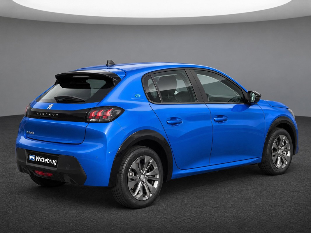 Peugeot e-208