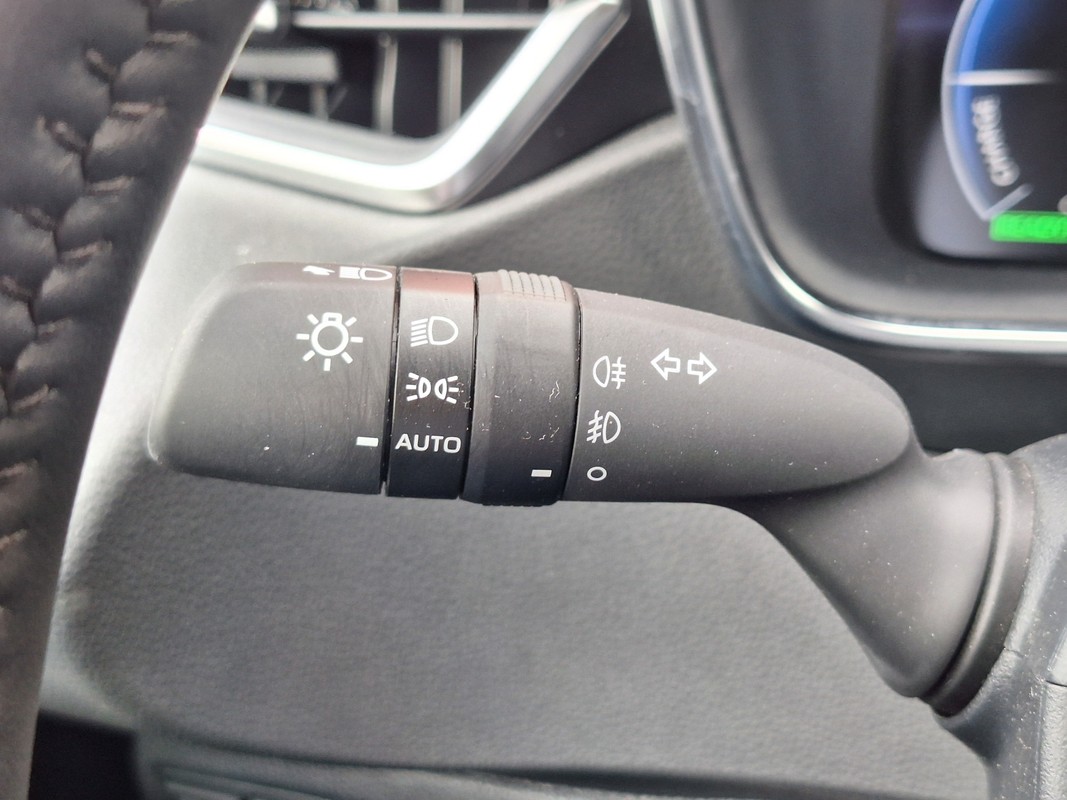 Toyota Corolla Touring Sports