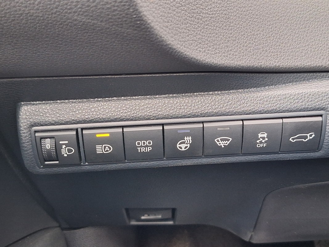 Toyota Corolla Touring Sports