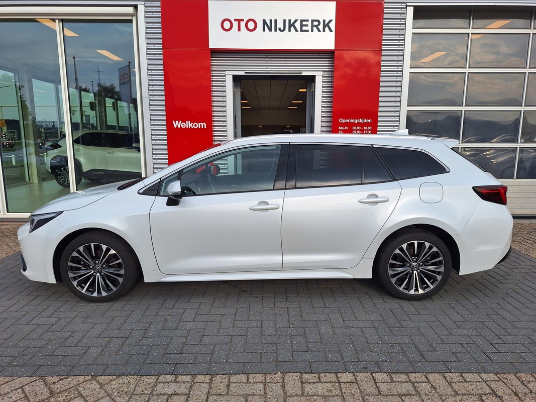 Toyota Corolla Touring Sports