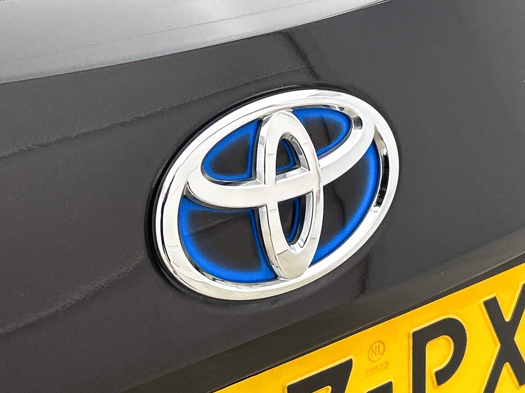 Toyota Corolla Touring Sports