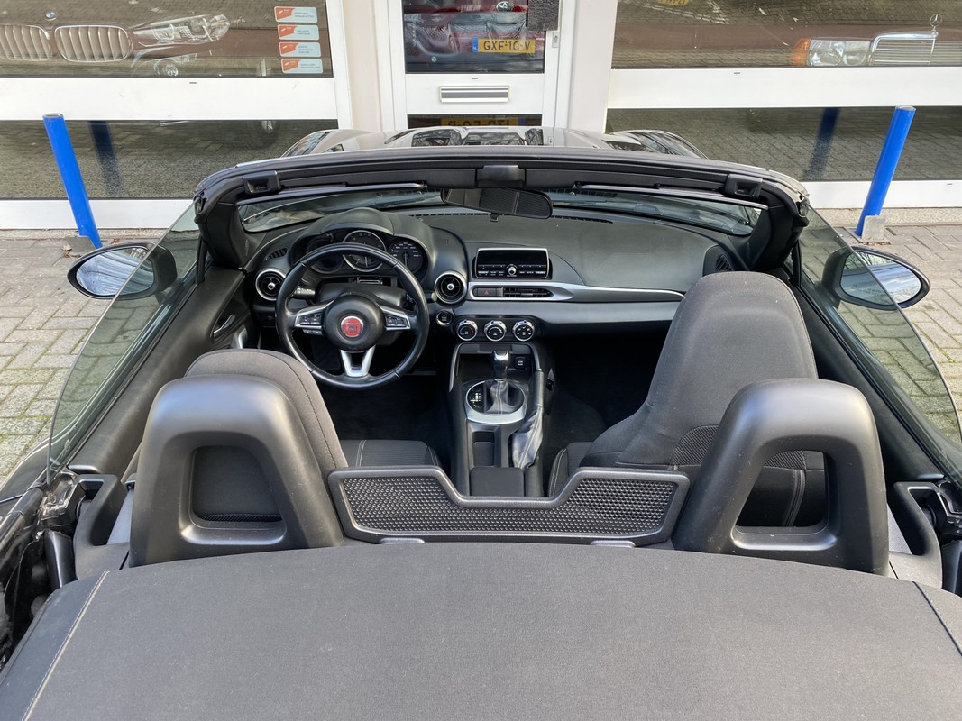 Fiat 124 Spider