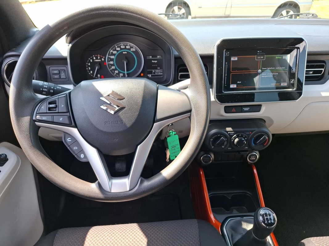 Suzuki Ignis