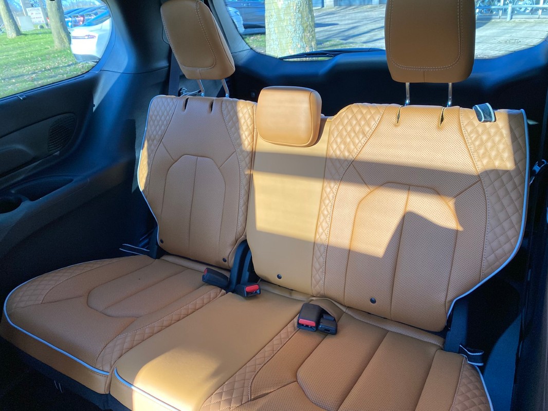Chrysler Pacifica