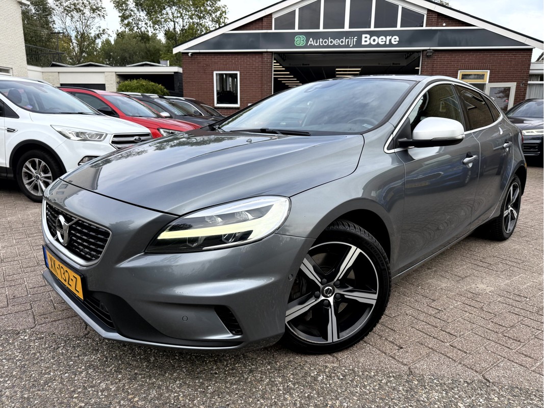 Volvo V40