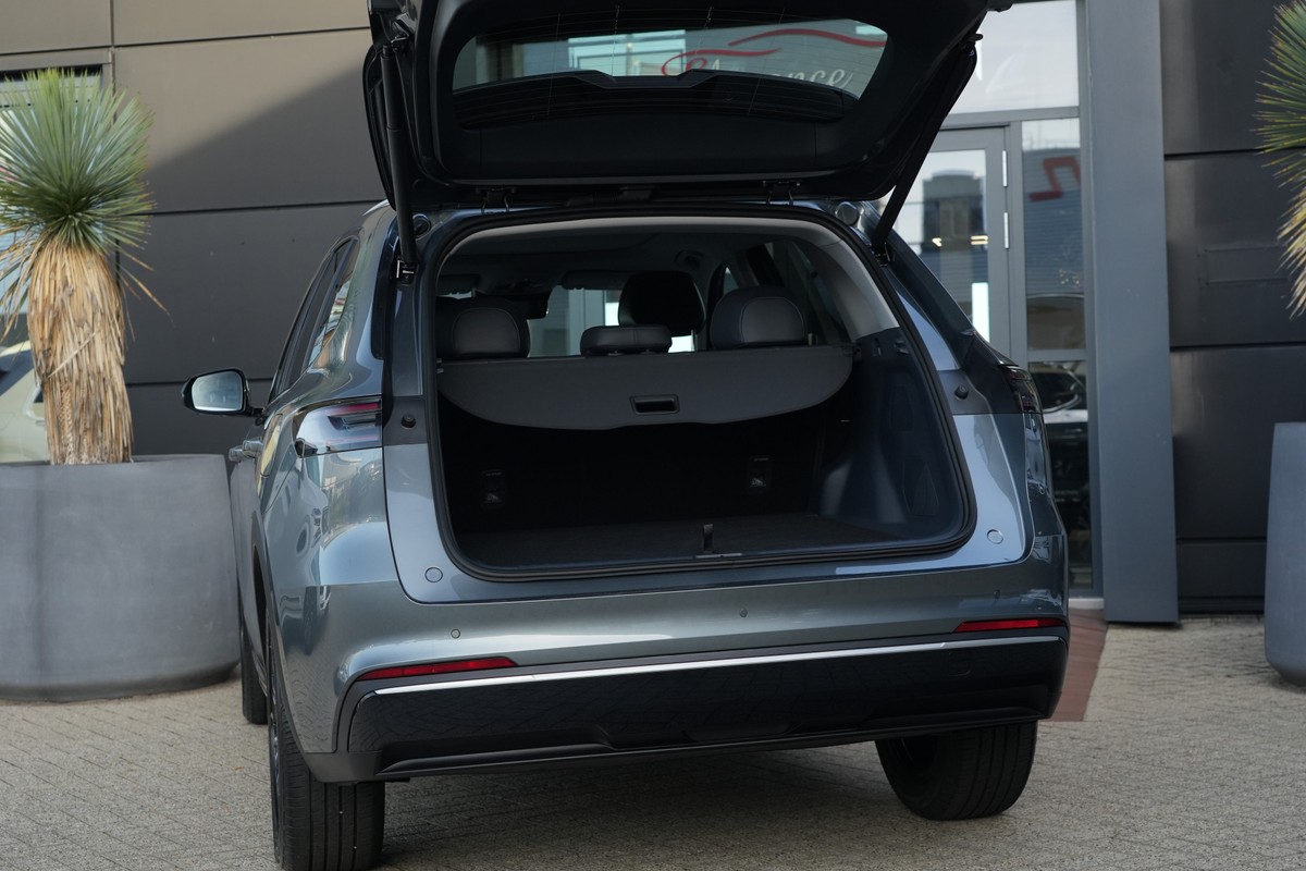 Geely Starray EM-i