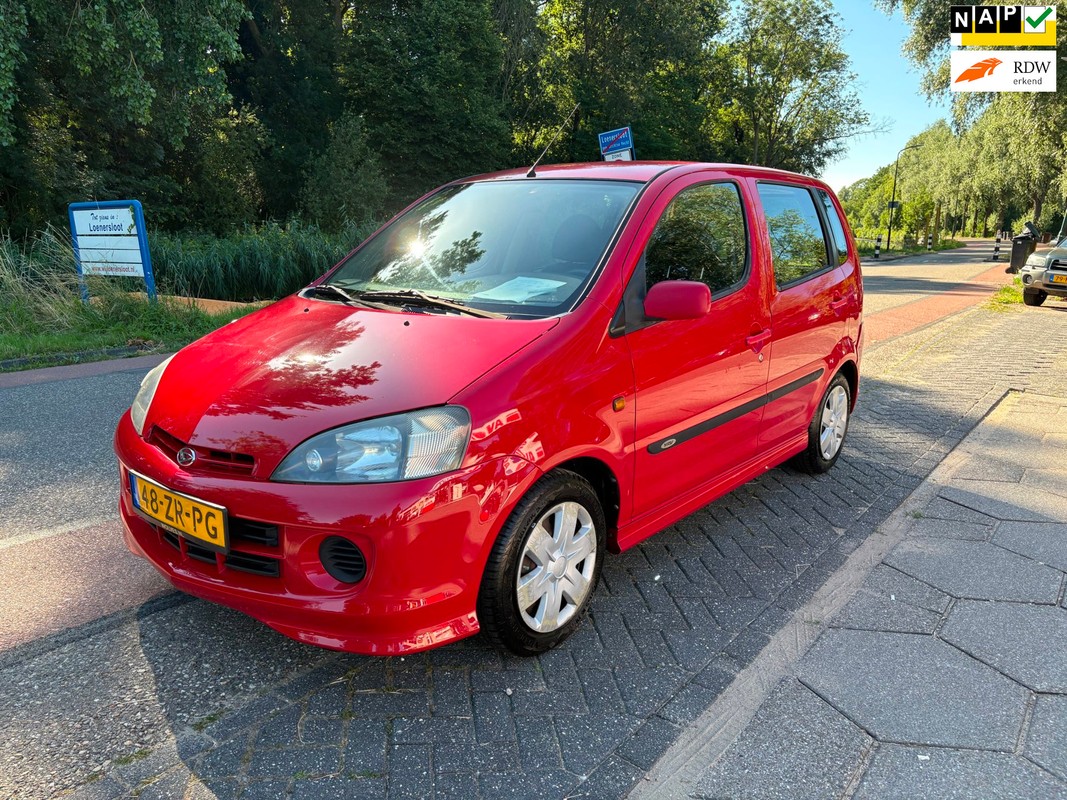 Daihatsu Young RV