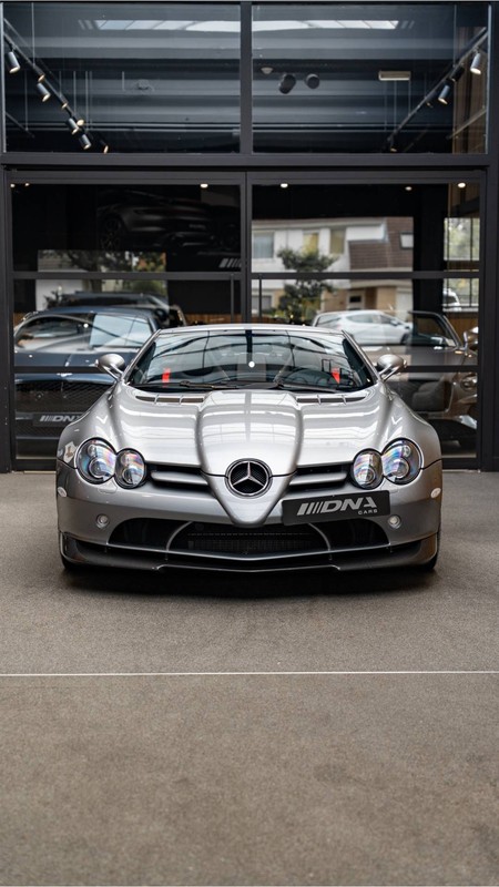Mercedes-Benz SLR