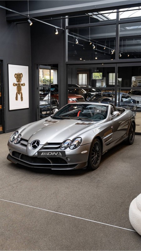 Mercedes-Benz SLR