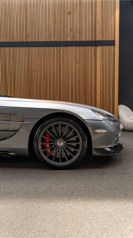 Mercedes-Benz SLR