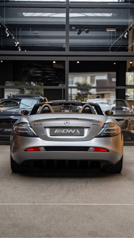 Mercedes-Benz SLR