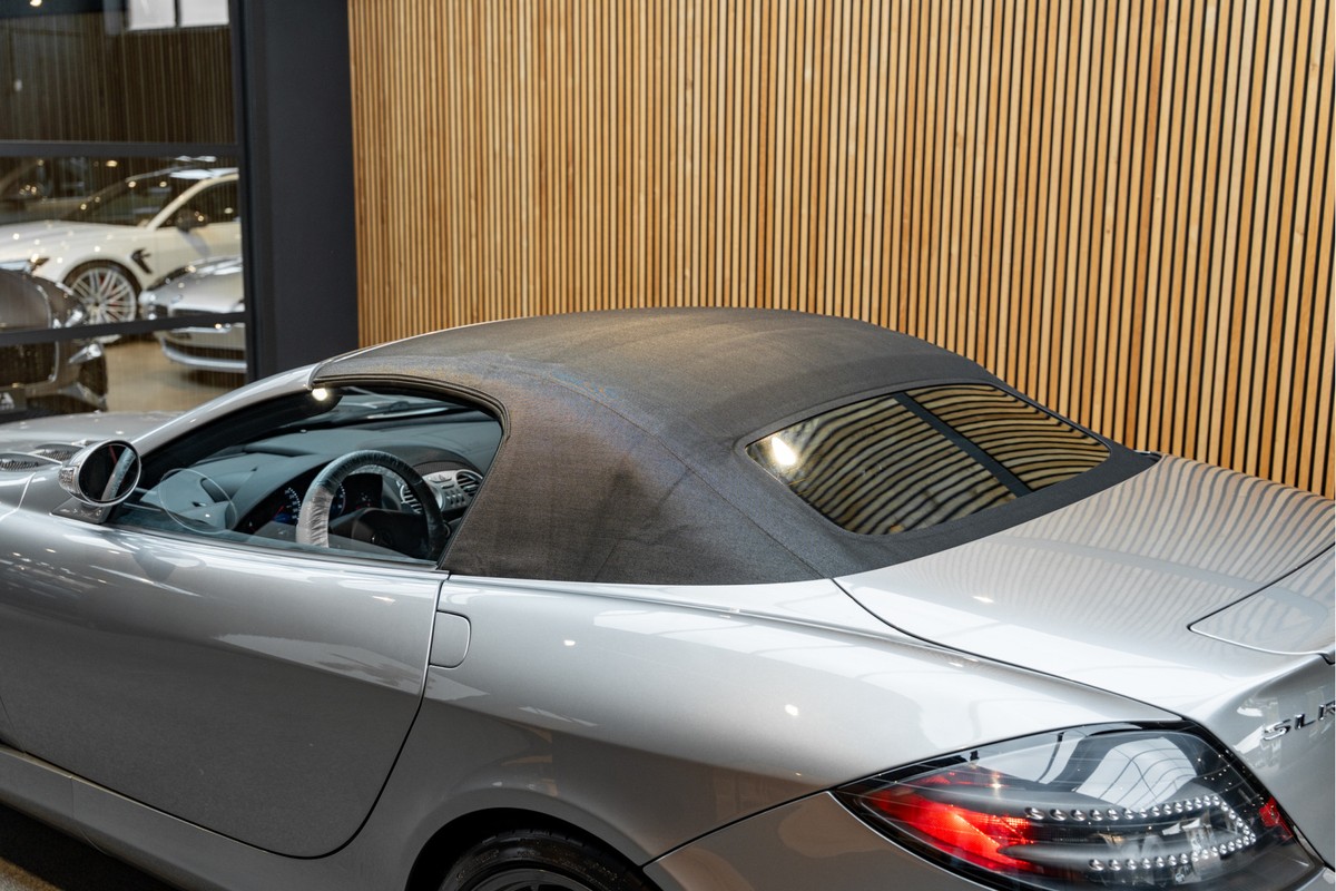 Mercedes-Benz SLR
