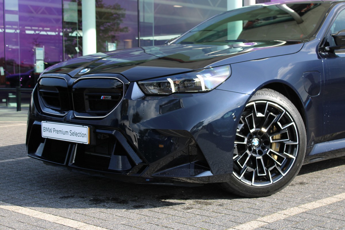 BMW M5