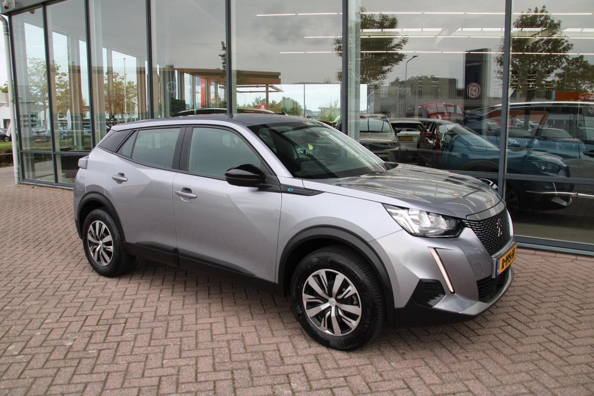 Peugeot e-2008
