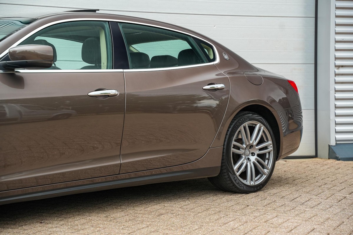 Maserati Quattroporte