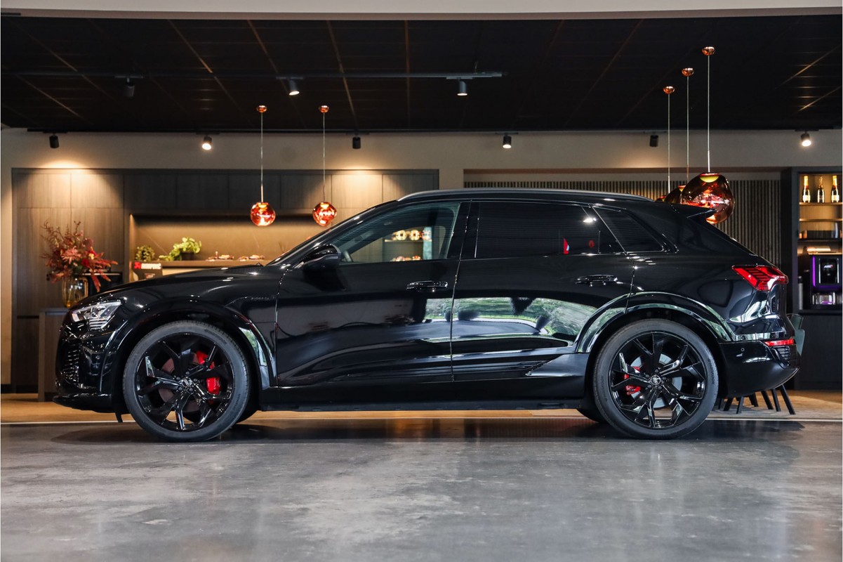 Audi Q8 e-tron