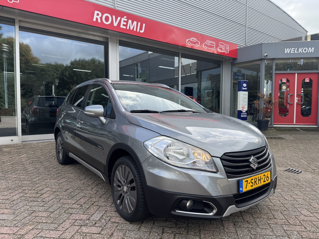 Suzuki S-Cross