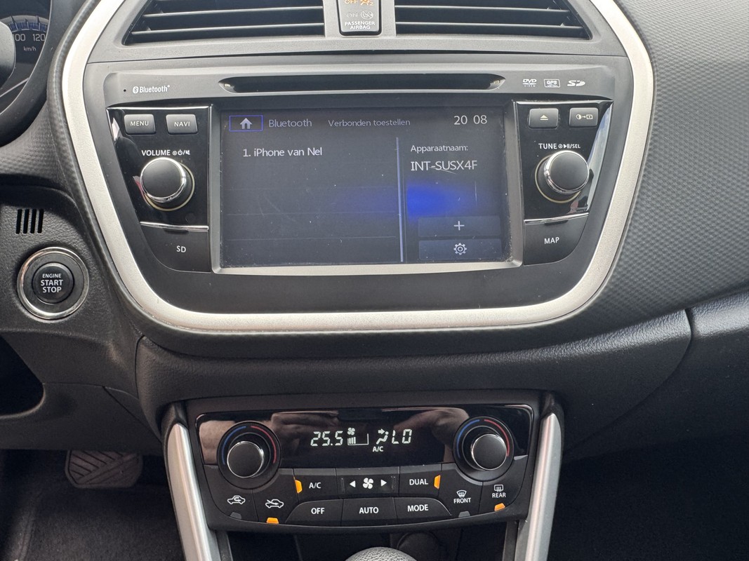 Suzuki S-Cross