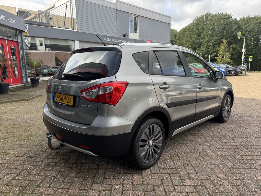 Suzuki S-Cross