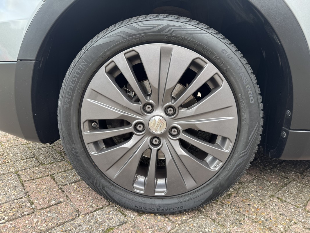 Suzuki S-Cross